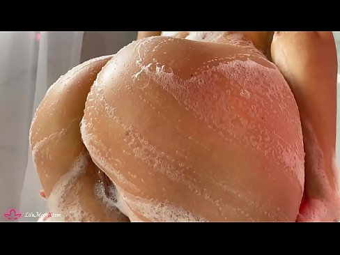 ❤️ Brünett masturbeerib tussu vibraatoriga intensiivse orgasmini duši all ❤️ Porno at et.sex-porntube.ru